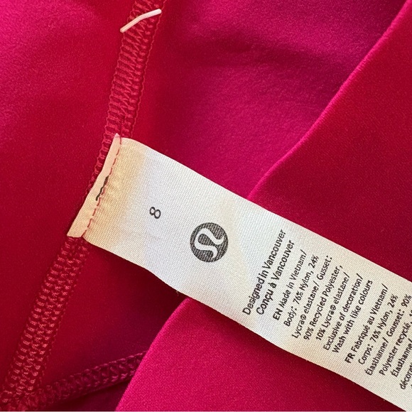 LULULEMON Glow Up HR Tight 25" In Passionate Size 8 NWT - Picture 3 of 8
